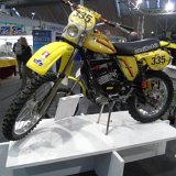 (07)