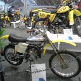 (08)